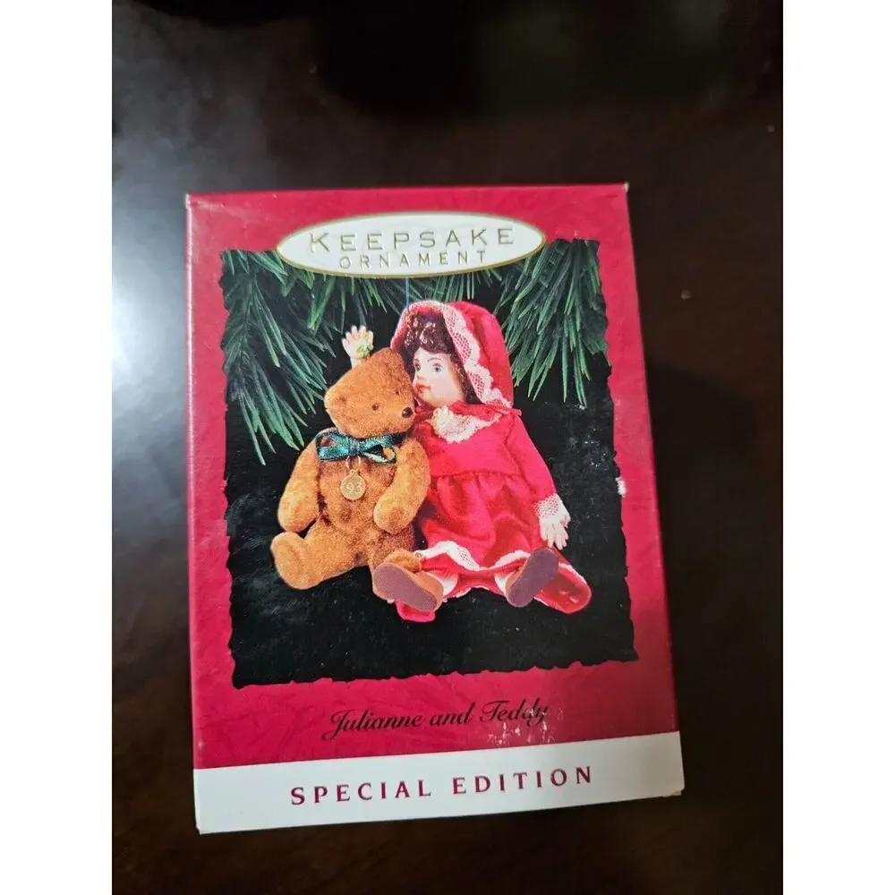 HHallmark Keepsake Julianne and Teddy 1993 Special Edition Christmas Ornament